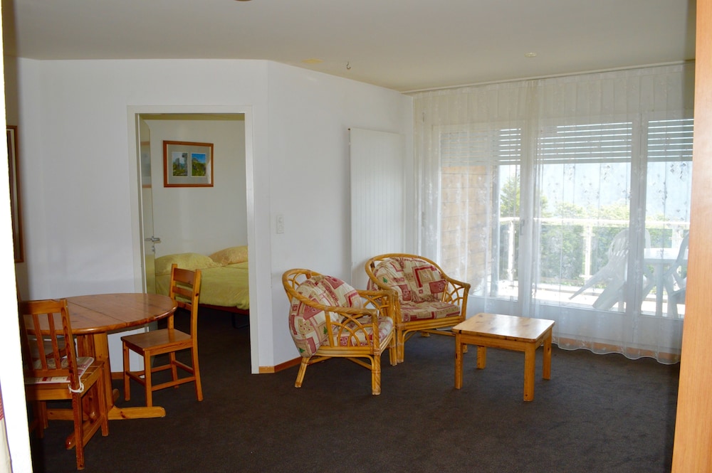 Central Residence 34/41