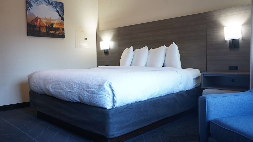 STANDARD, KING BED