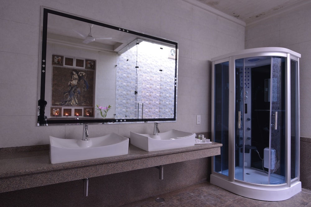 Orchha Palace and Convention Centre 48/50