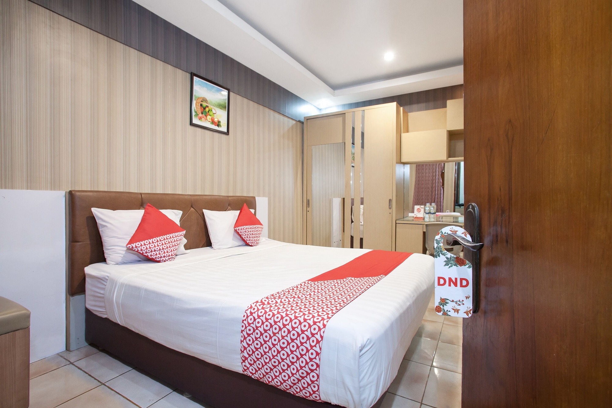 Standard, Double Bed, OYO 164 Ang's Residence 2/10