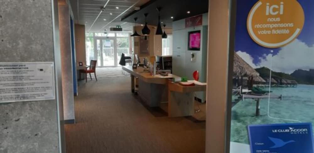 Ibis Arles 6/65