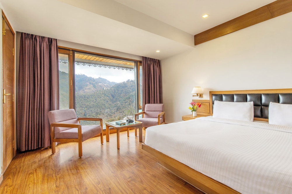 Country Inn Premier Pacific Mall Road Mussoorie 14/60