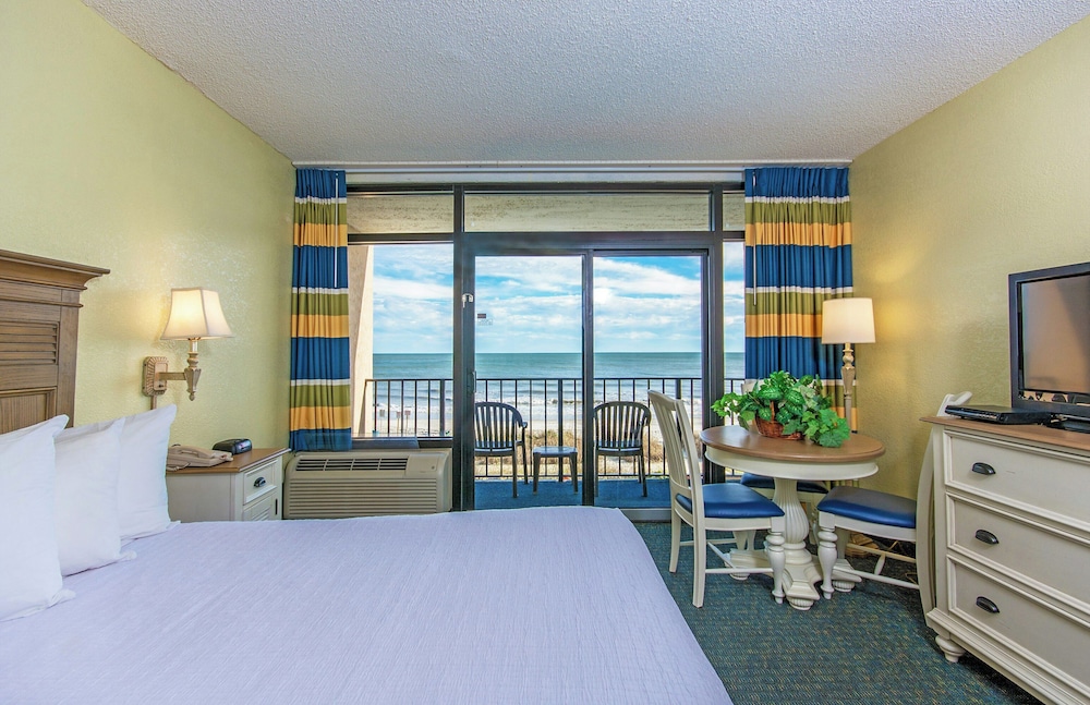 SCHOONER, MINI, SUITE, OCEAN FRONT