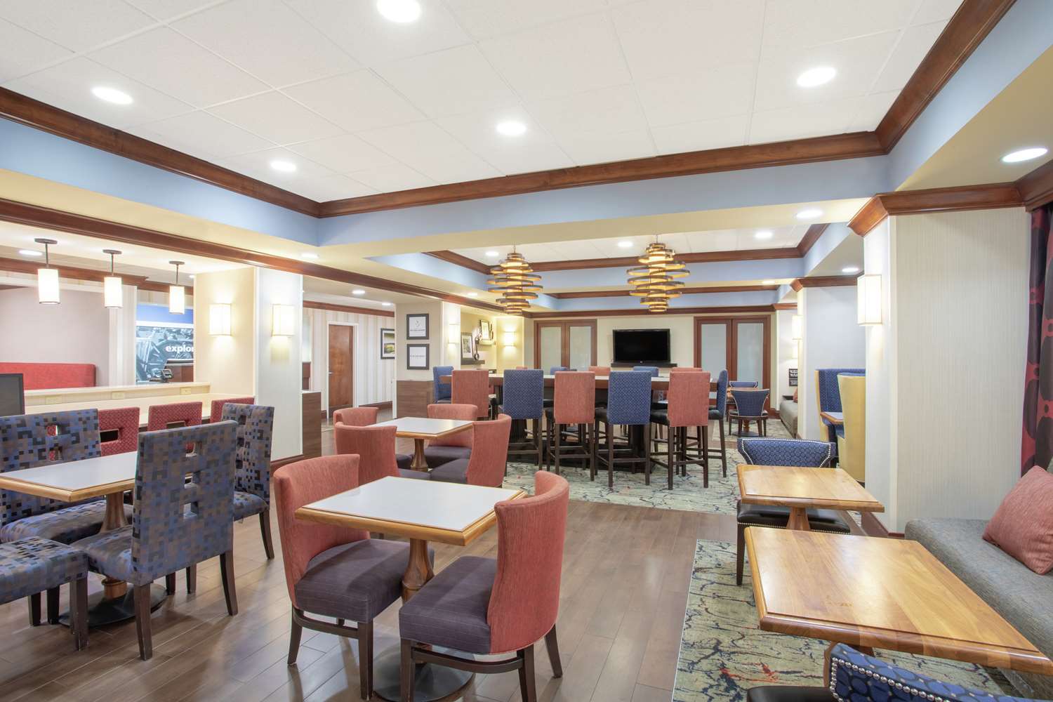 restaurant cafeteria