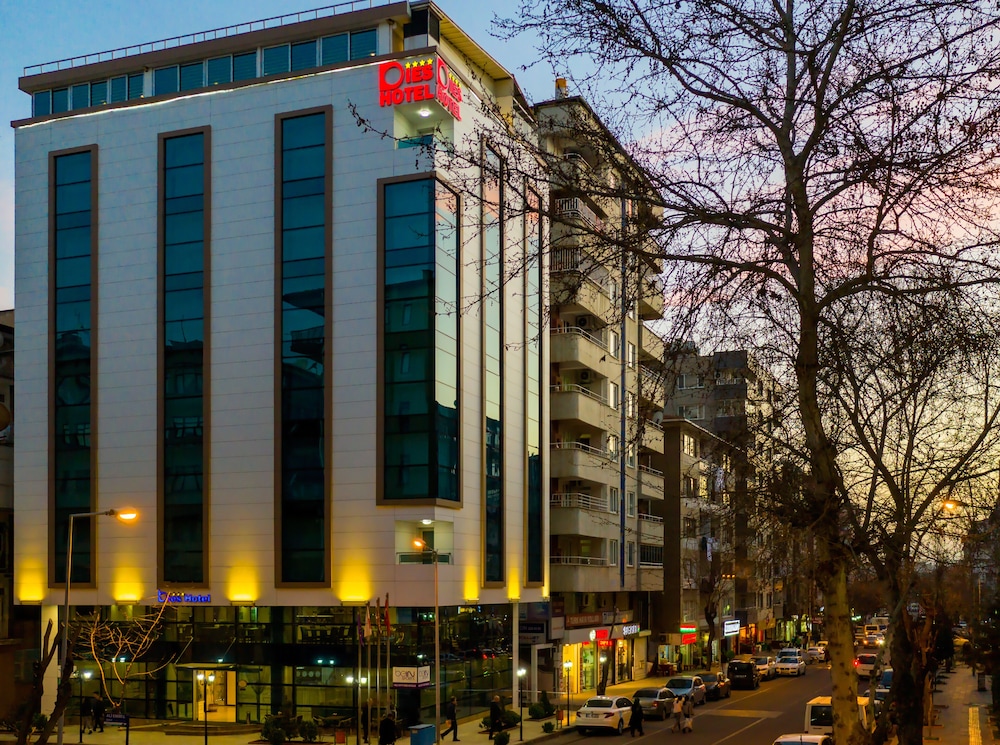 Dies Hotel 10/62