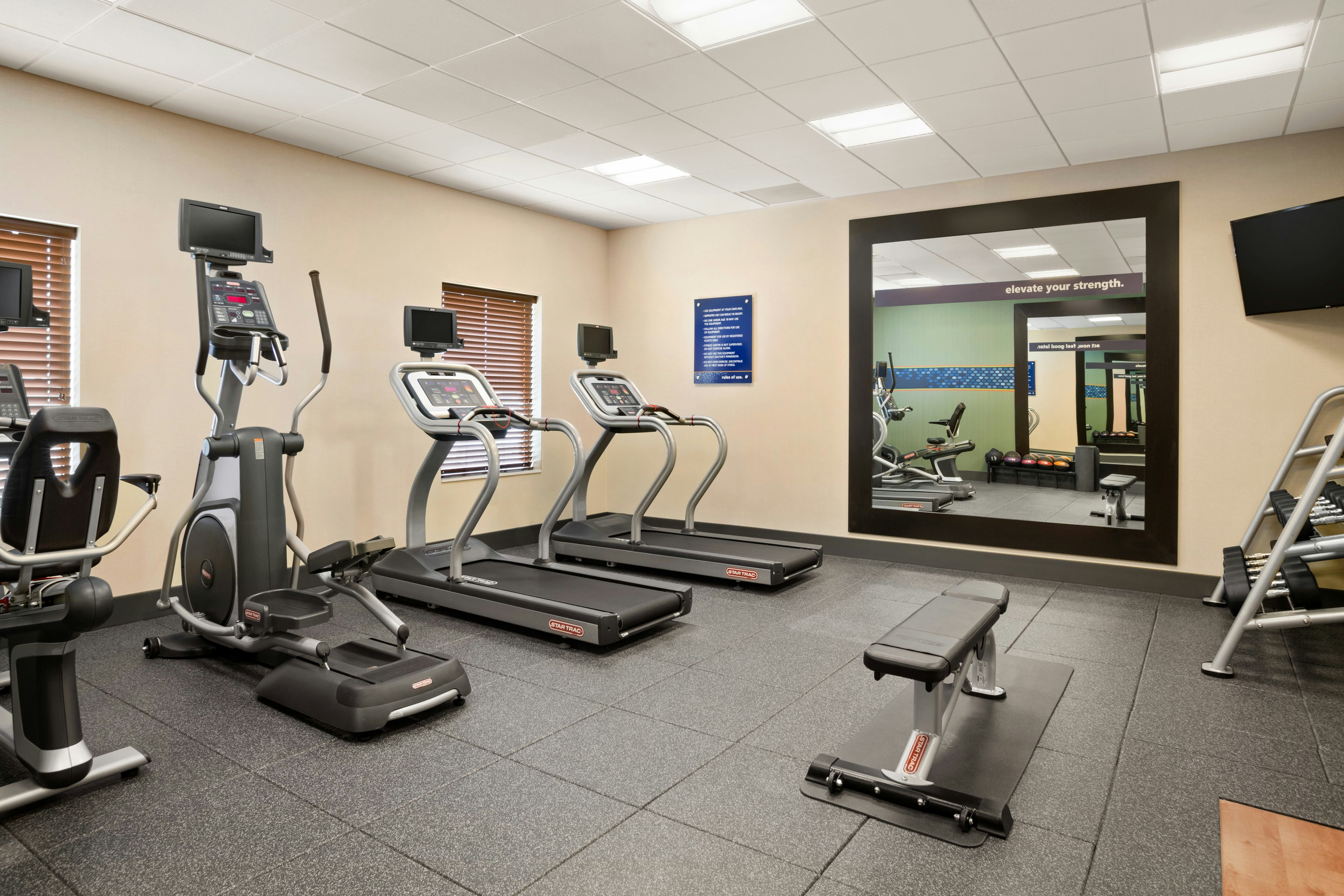 Hampton Inn and Suites Minooka 22/37
