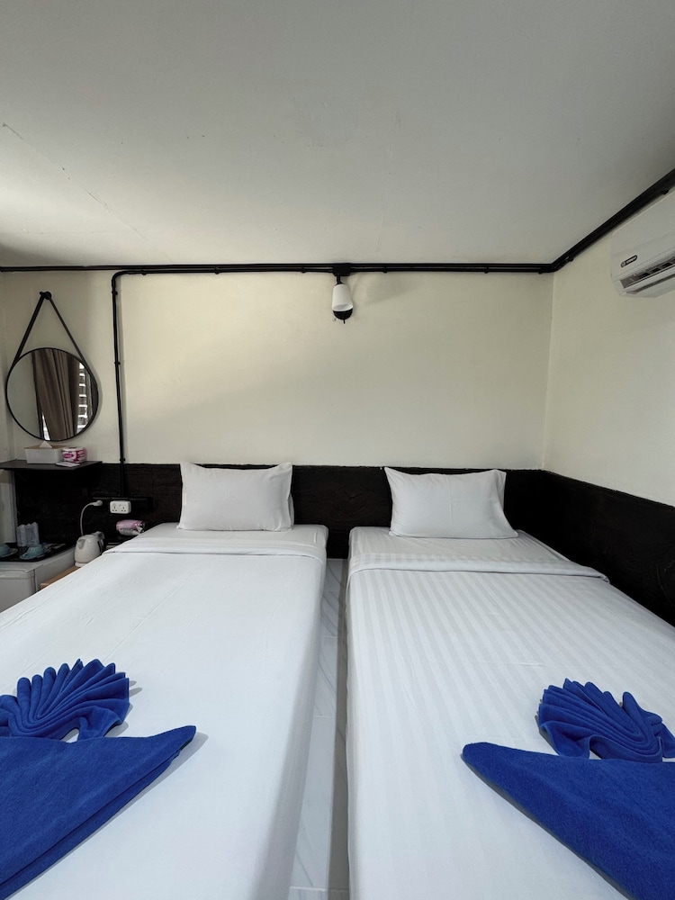 STANDARD, TWIN BEDS