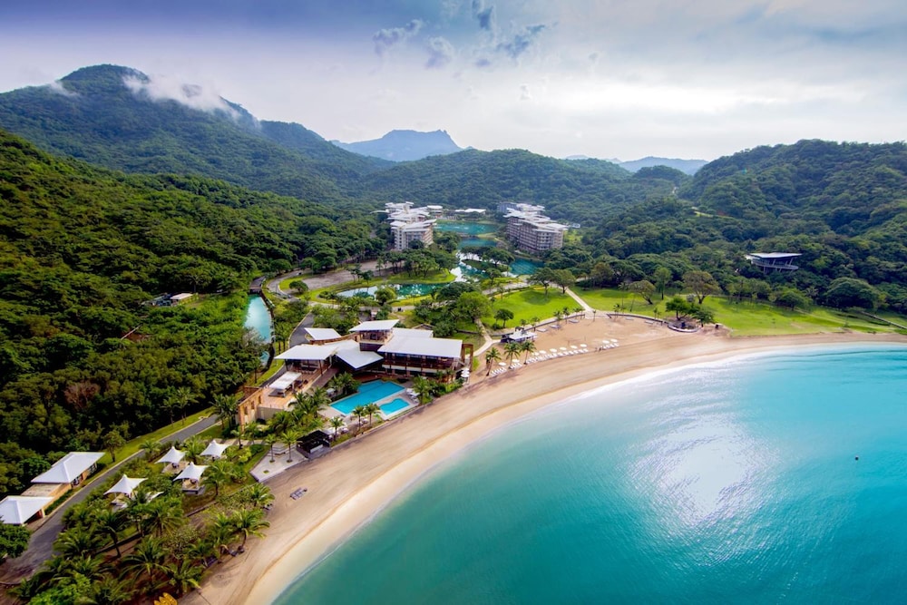 Pico Sands Hotel 36/38