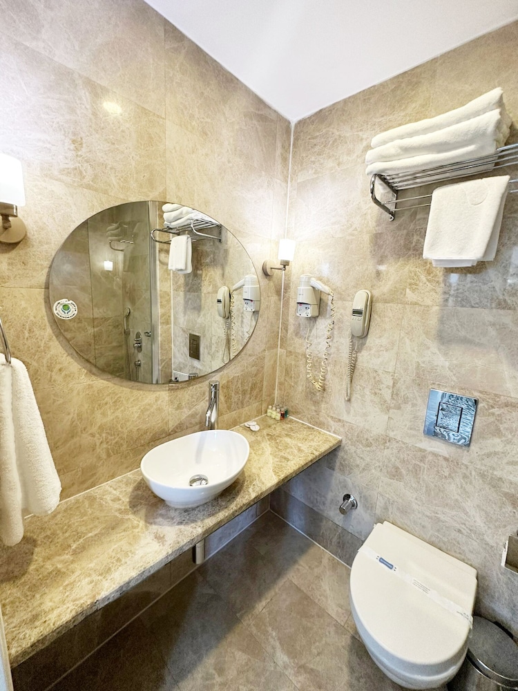 Taksim Line Hotel 58/60