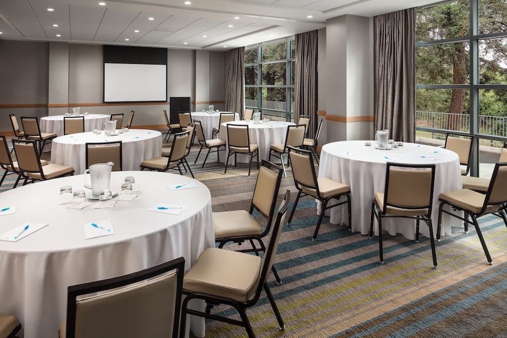 Hyatt House San Jose/Cupertino 33/67