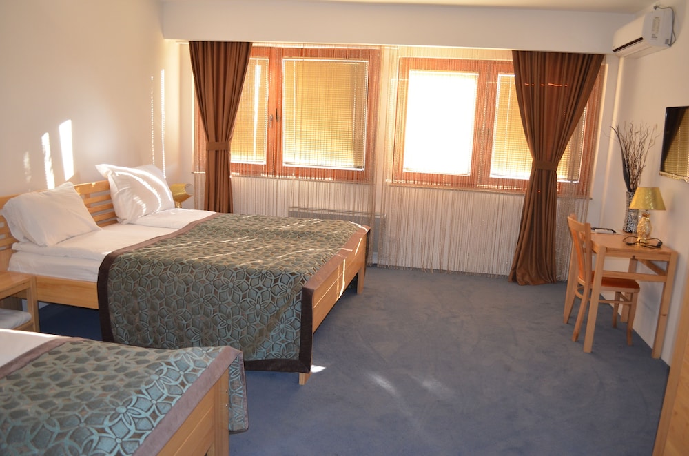 Hotel Berr 13/63