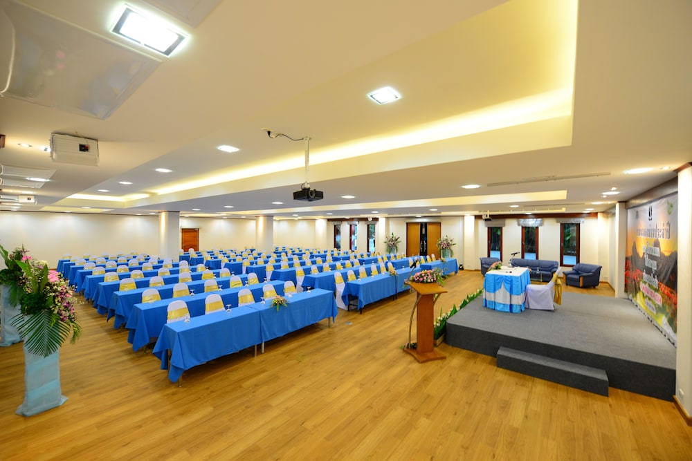 Bor Saen Villa And Spa 38/73