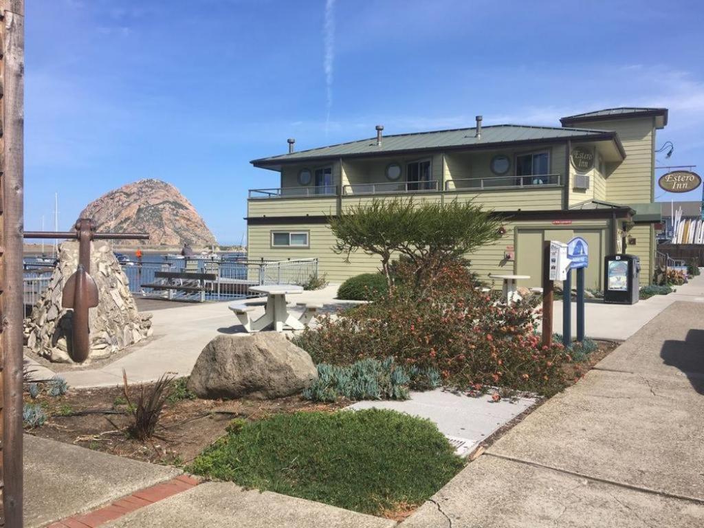 Estero Inn 27/31