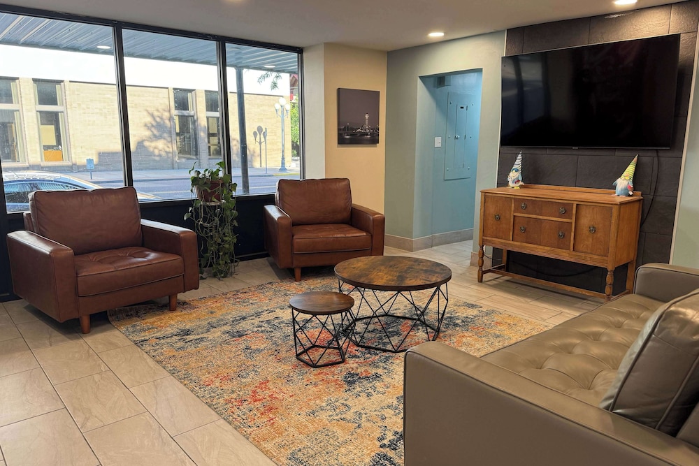 Super 8 by Wyndham Great Falls City Center 26/49