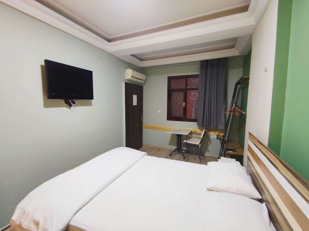 Yolohostel 12/46