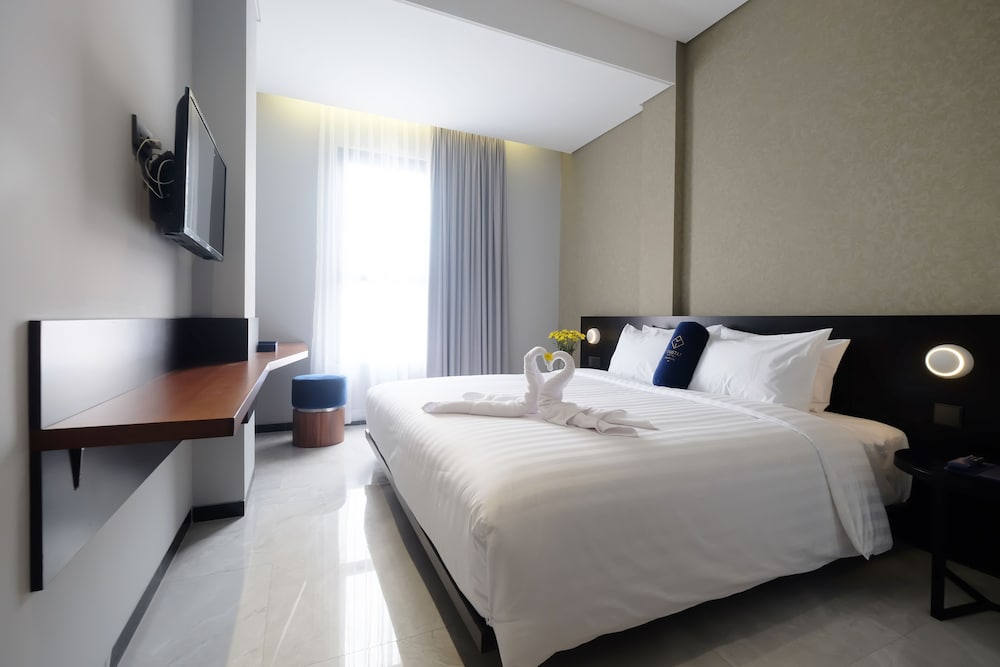 Hotel Youstay Semarang By Sinergi 10/37