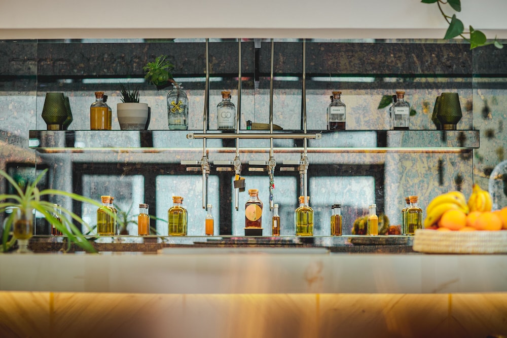 Roseum Boutique Hotel 2/50