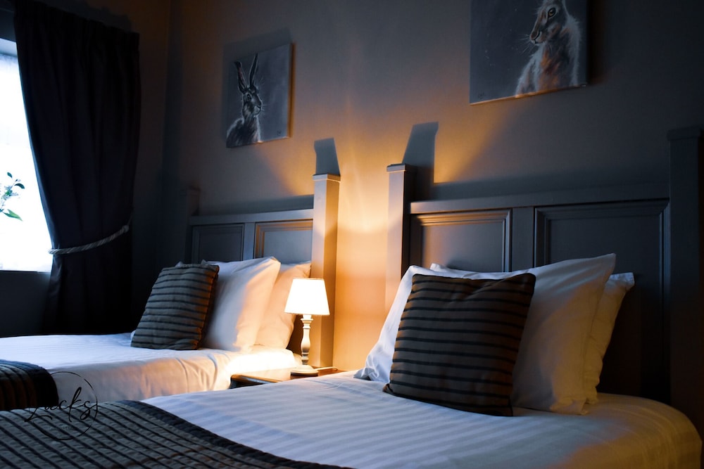 Pennine Manor Hotel 9/40