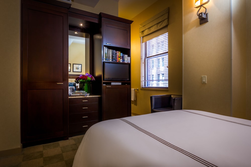 The Library Hotel 11/65