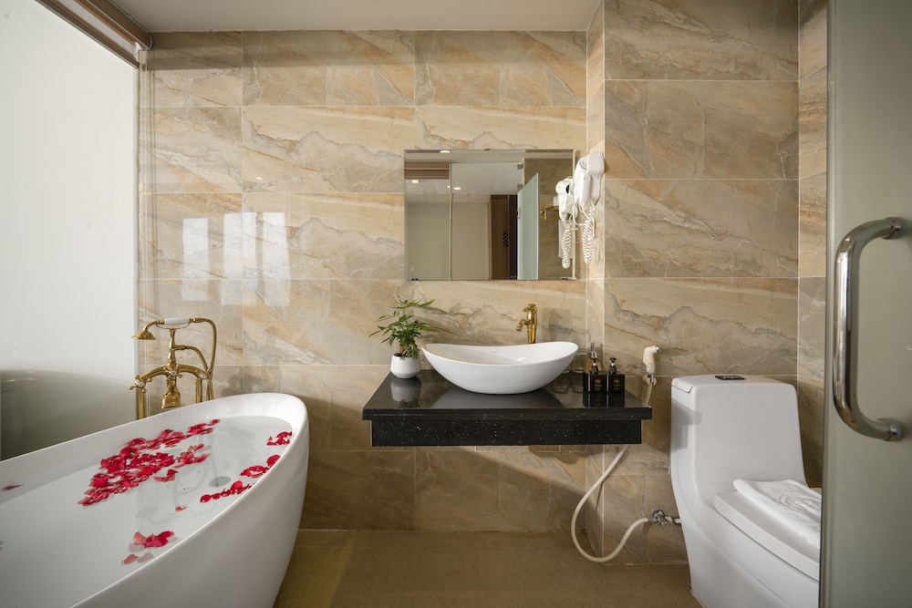 Seven Sea Hotel Da Nang 99/100
