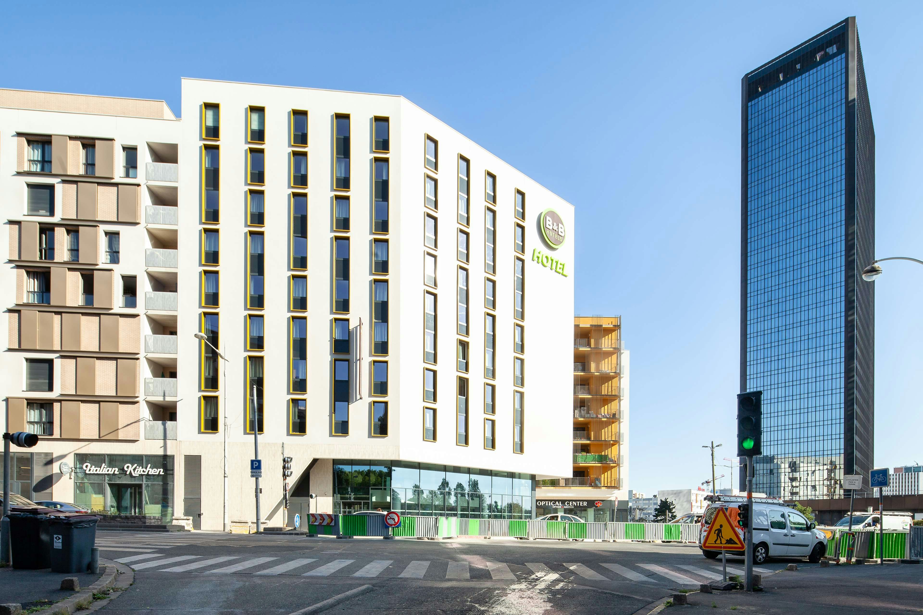 B&B HOTEL Paris Porte de Bagnolet 45/47