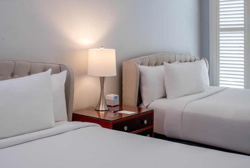 Pelham Hotel New Orleans 22/40