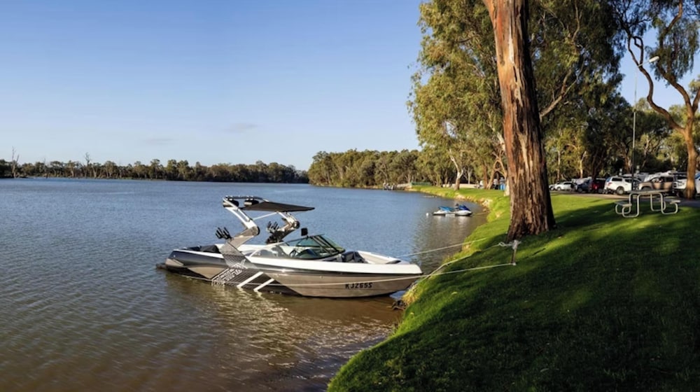 Discovery Parks - Renmark Riverfront 48/50