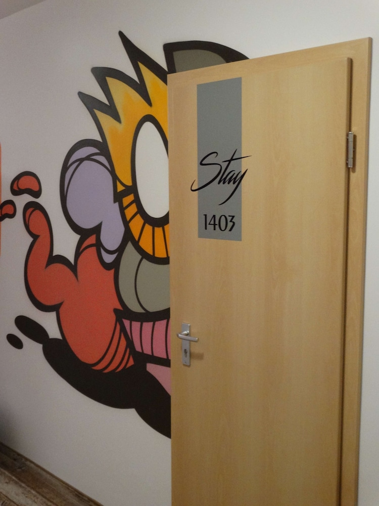 Hotel Stay 25/50