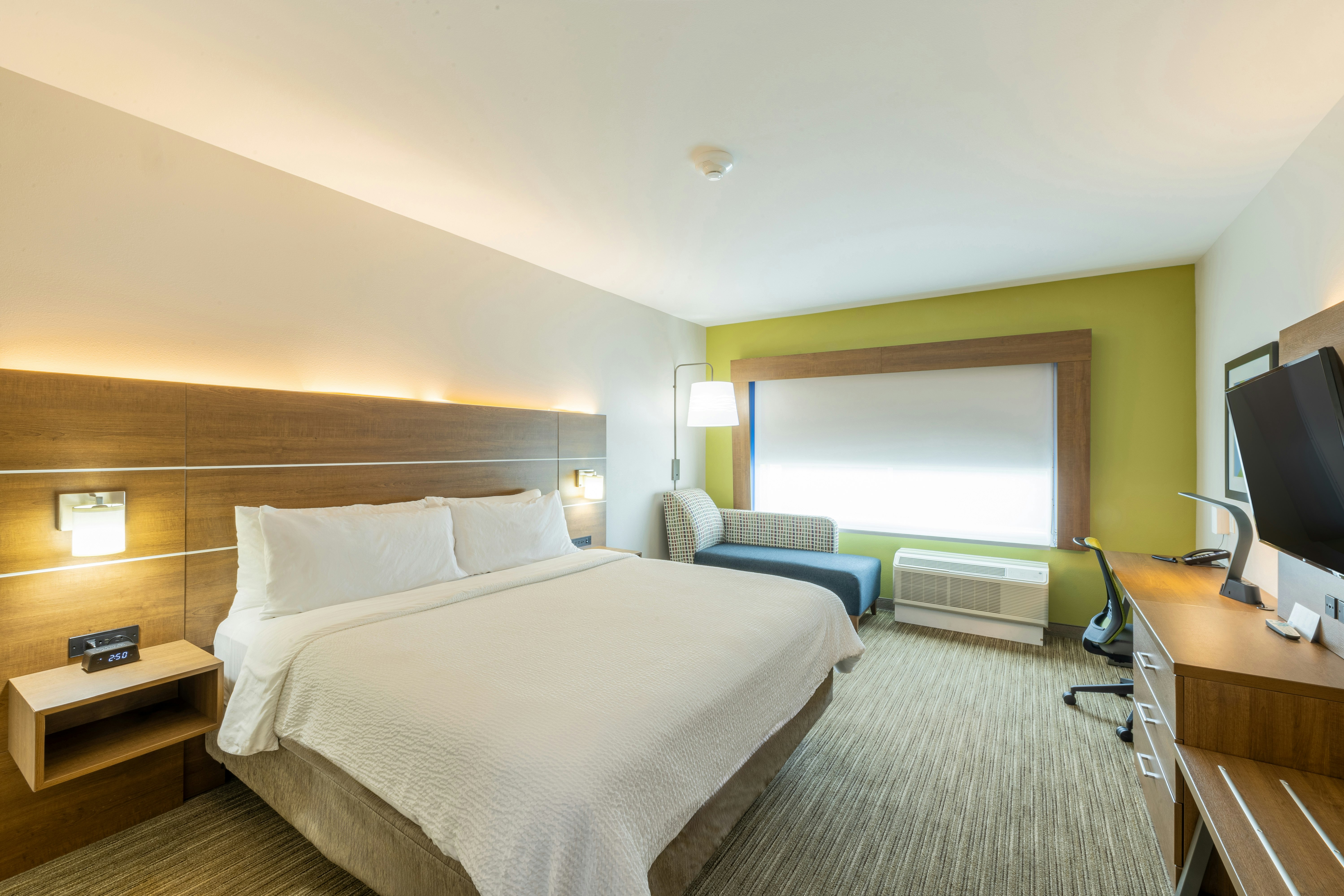 Leisure, King Bed