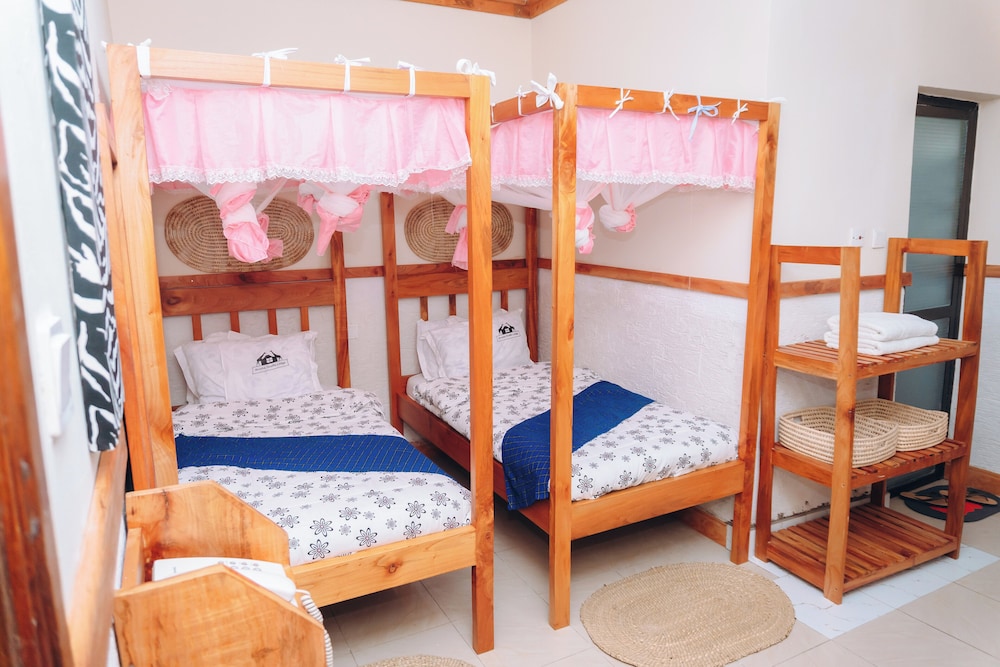 Arusha Giraffe Lodge 35/50