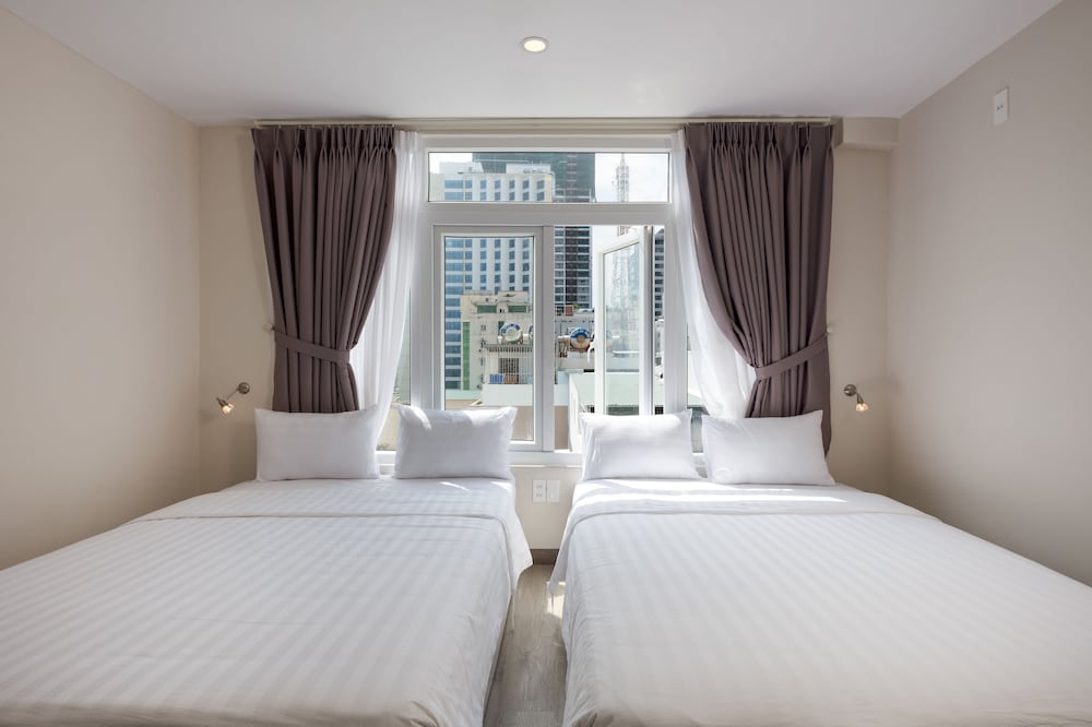 Zen Hotel 25/37