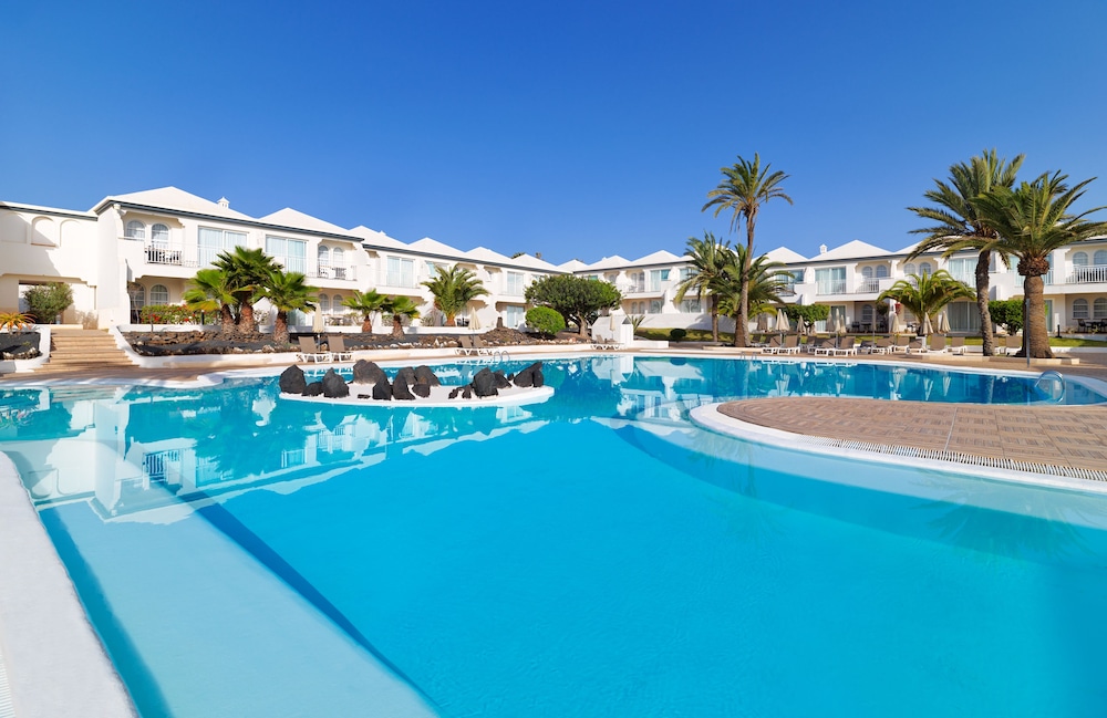H10 Ocean Suites 27/54