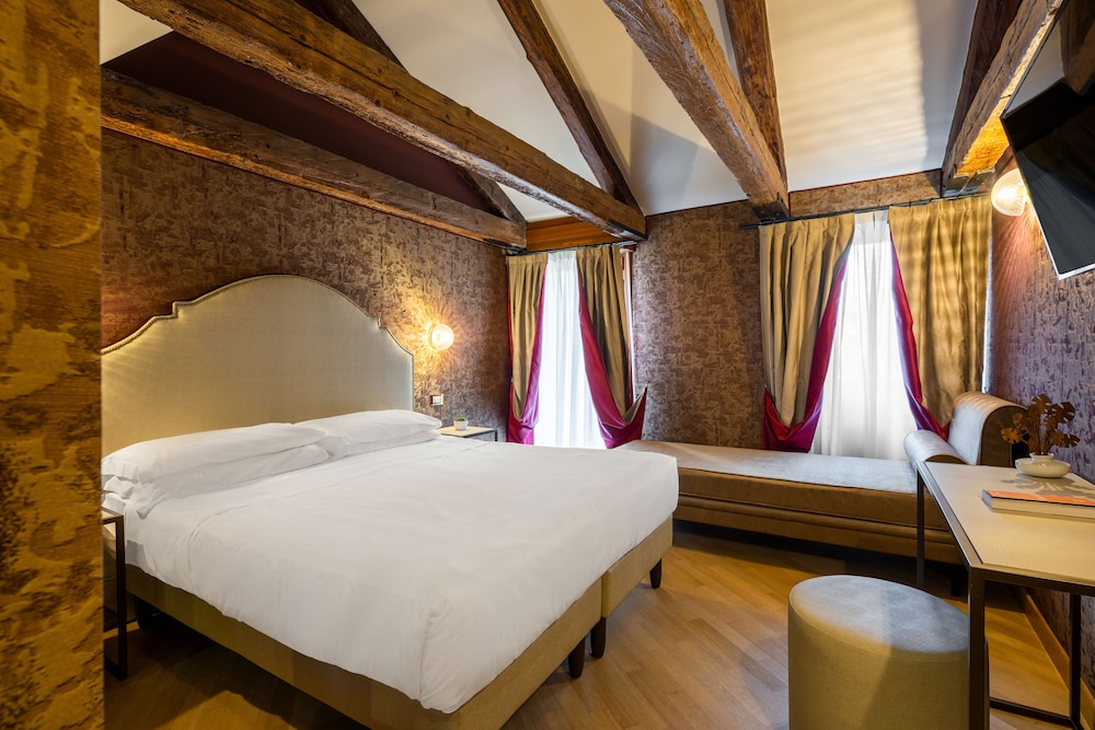 Hotel Paganelli Venice 10/49