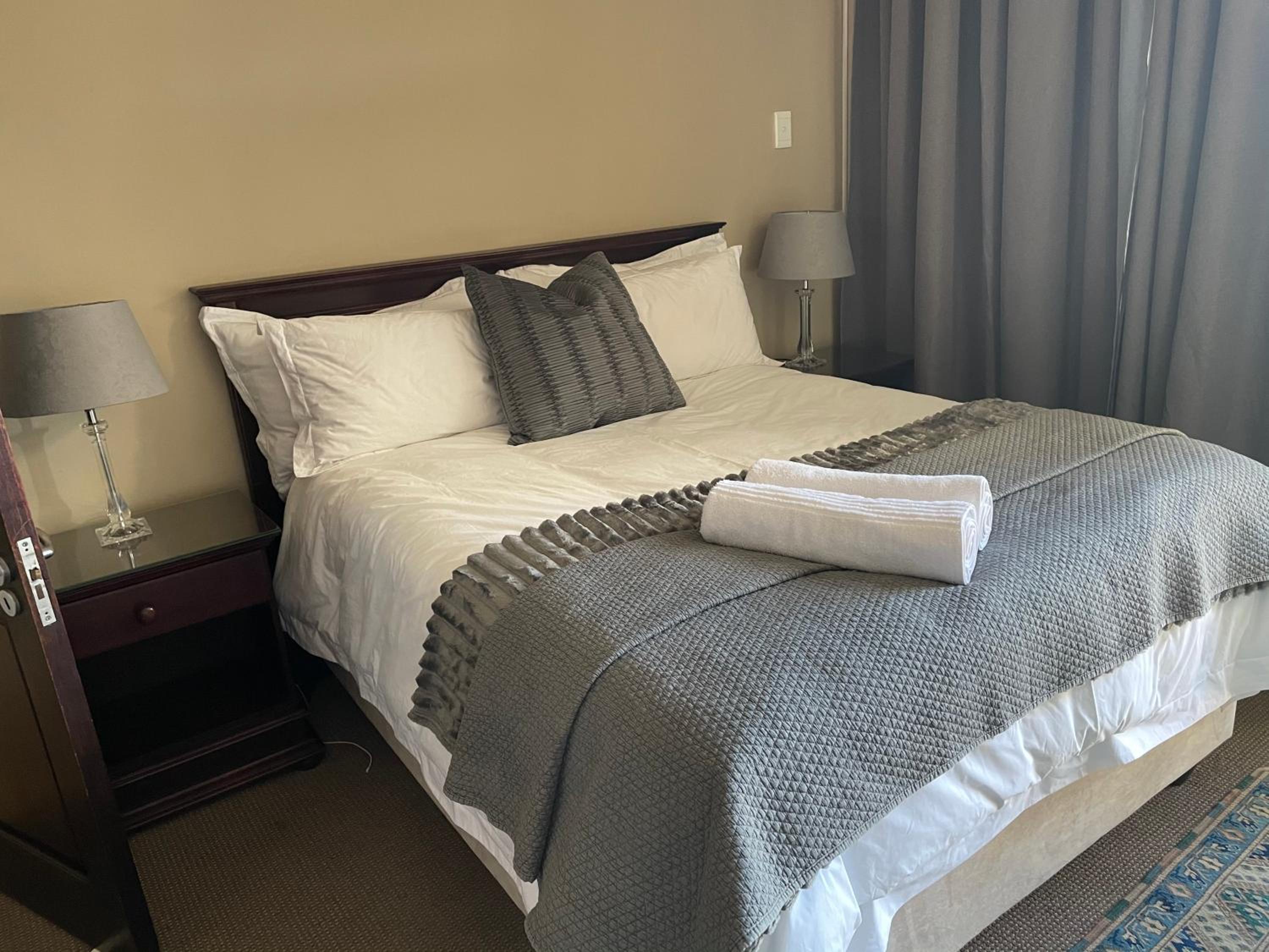 305 Manor Gardens 9/58