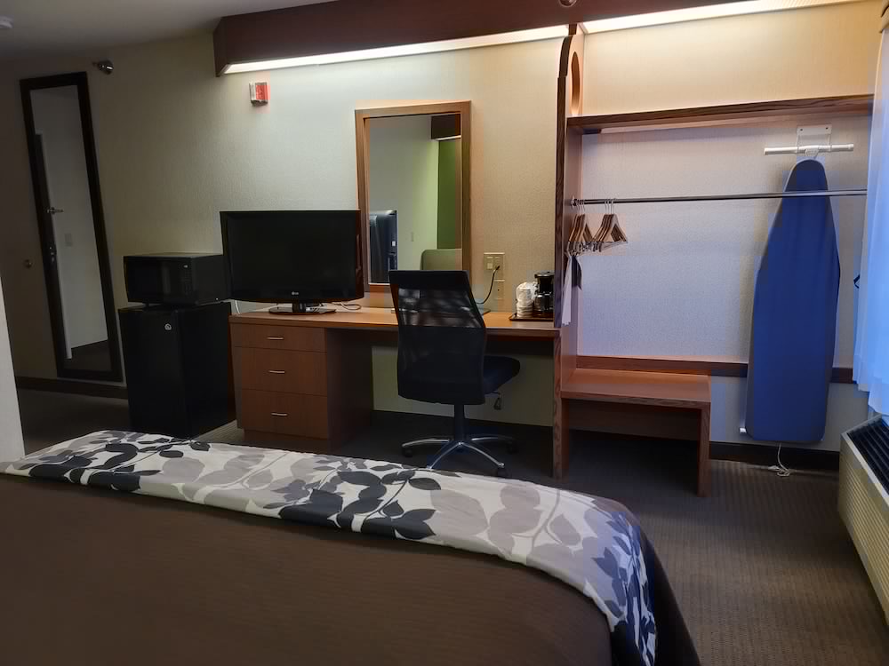 Sleep Inn & Suites Bay View Acme - Traverse City 22/68