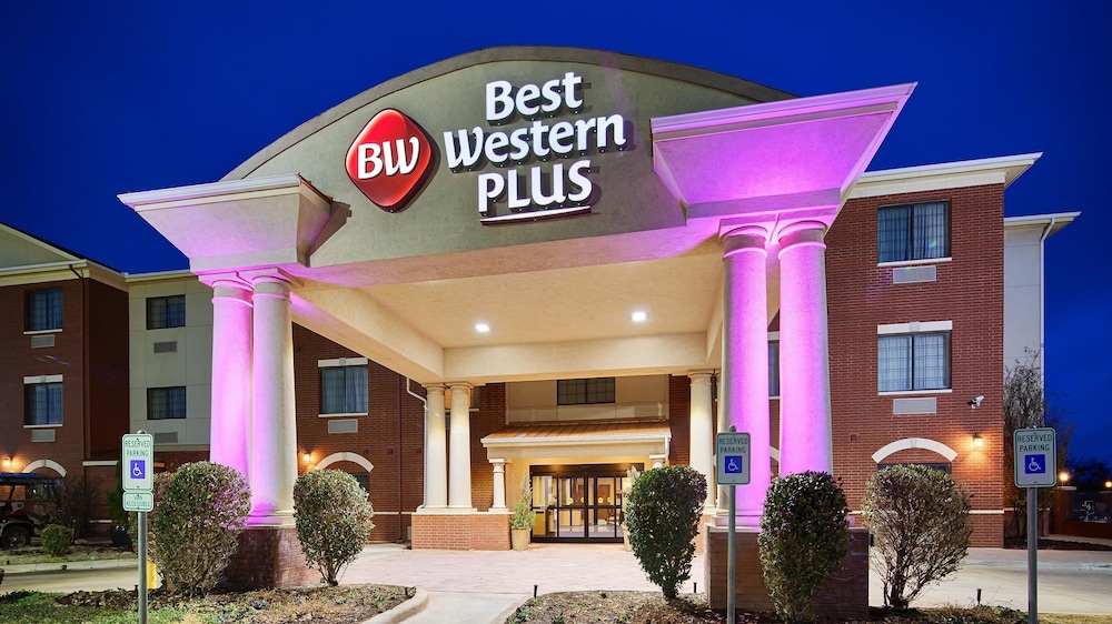 Best Western Plus Sweetwater Inn & Suites 1/24