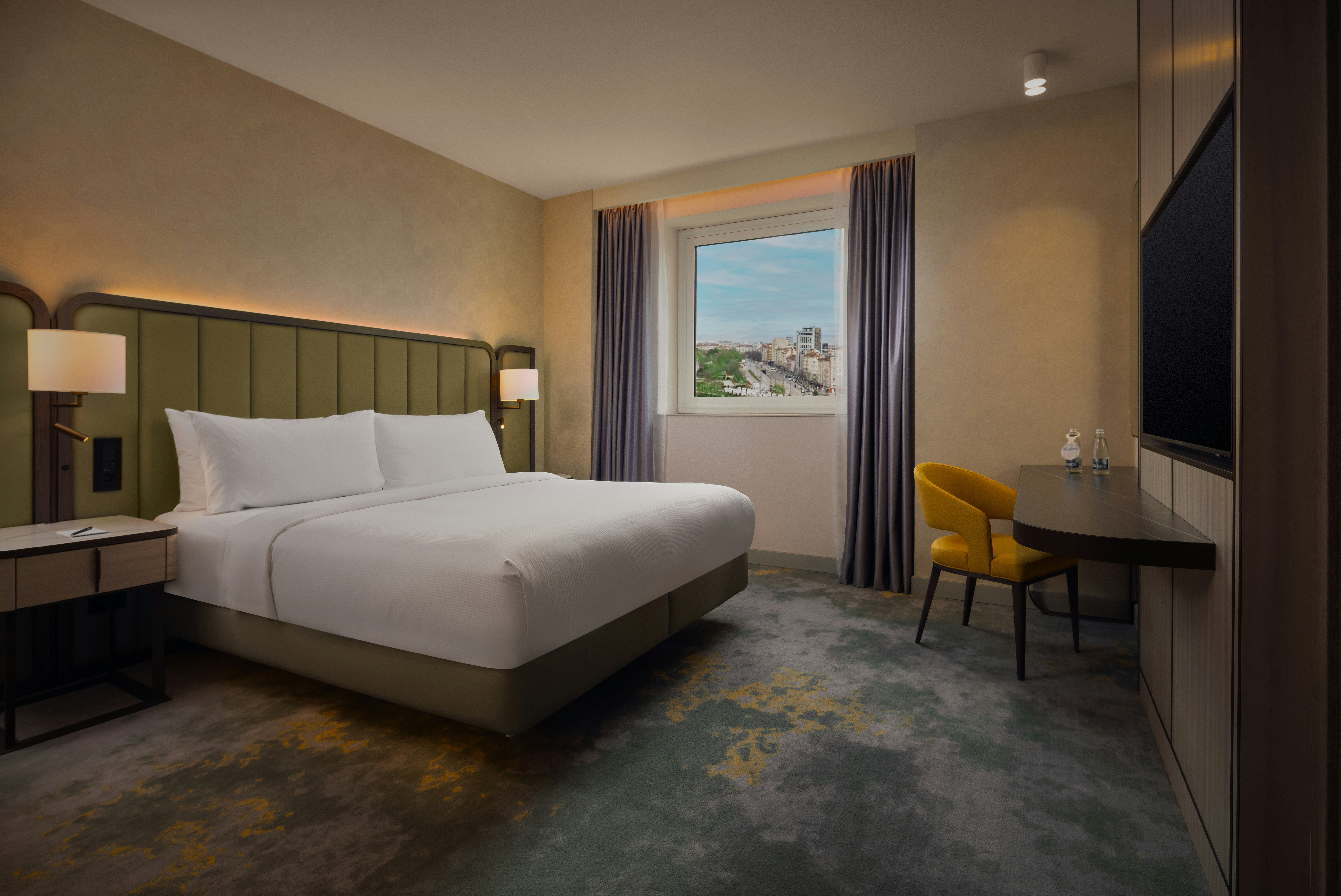 PARK, EXECUTIVE, SUITE