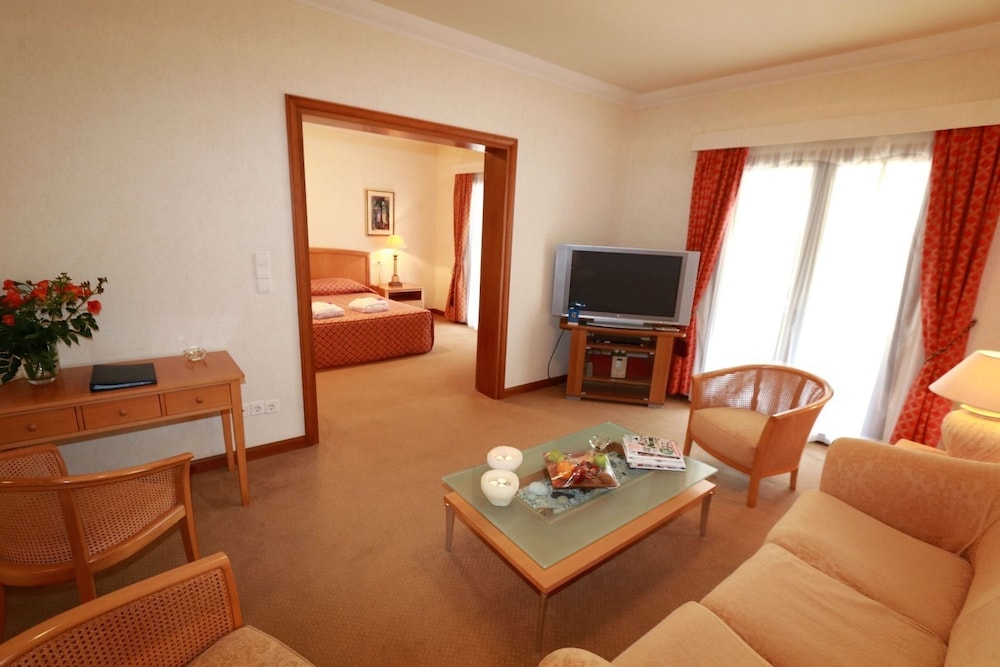 Annabelle Beach Resort 63/87