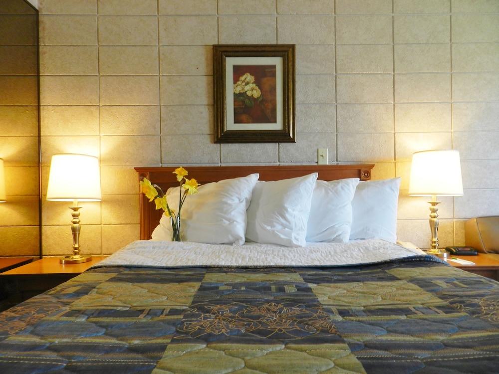 Capri Inn 24/54