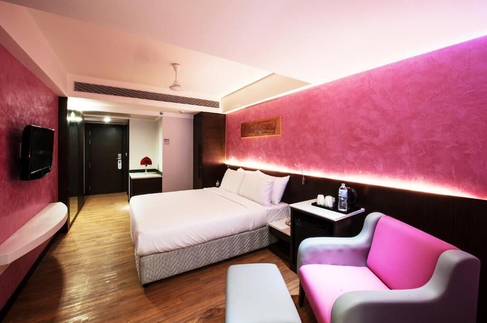 Effotel By Sayaji Indore 21/68