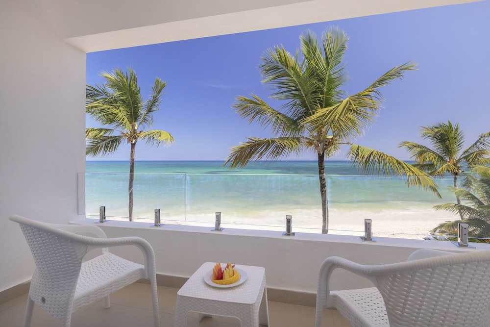 HM Bavaro Beach Adults Only 38/51