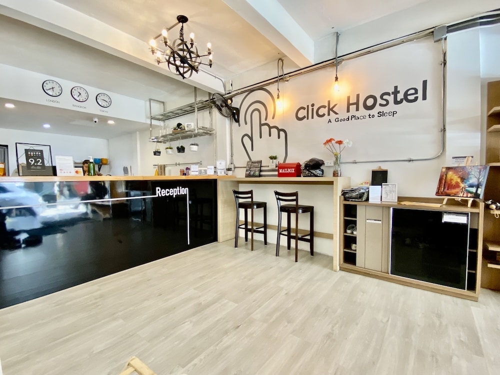 Click Hostel 7/65