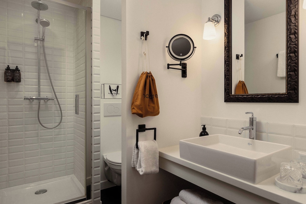 Hotel 21 Foch 48/50
