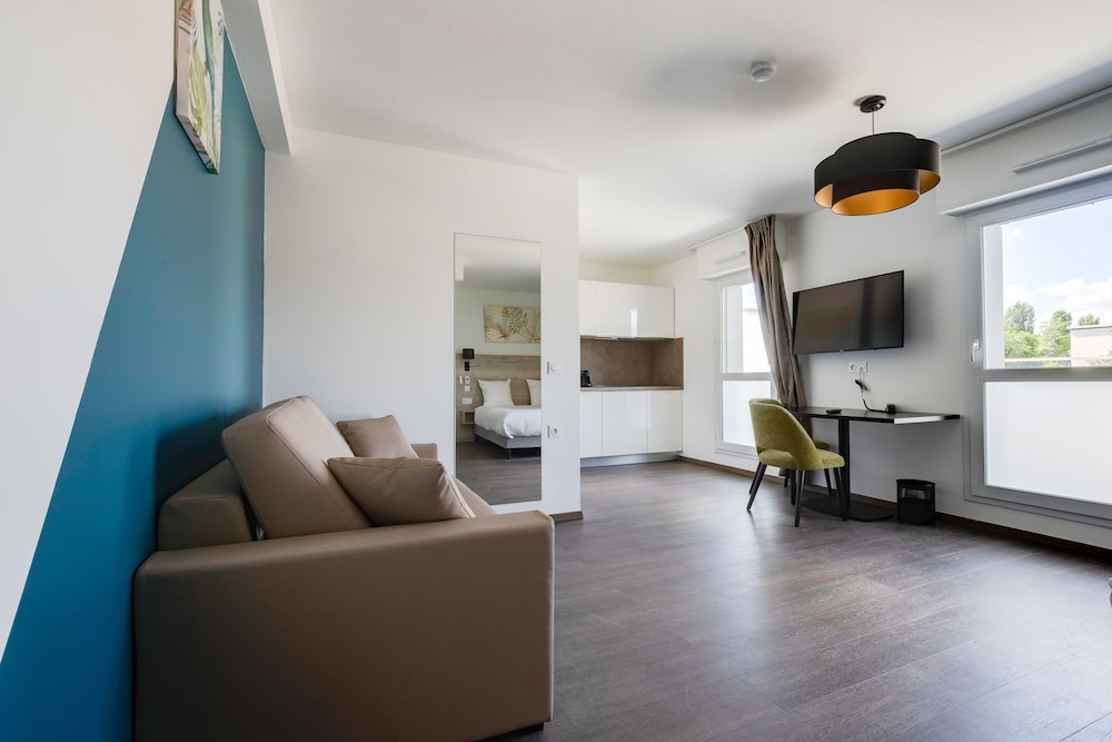 All Suites Appart Hotel Palaiseau - Massy TGV 27/41