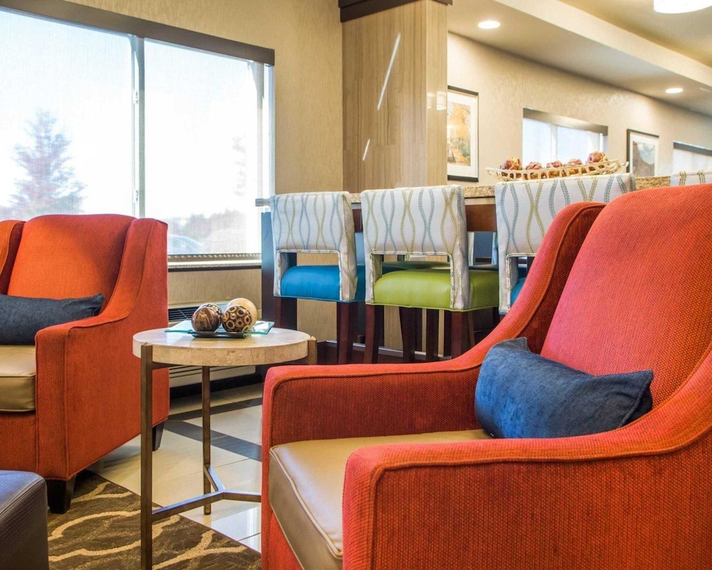 Comfort Suites Columbus West- Hilliard 35/46