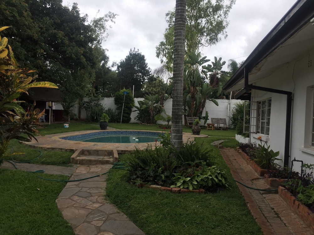 John's Place 17/29