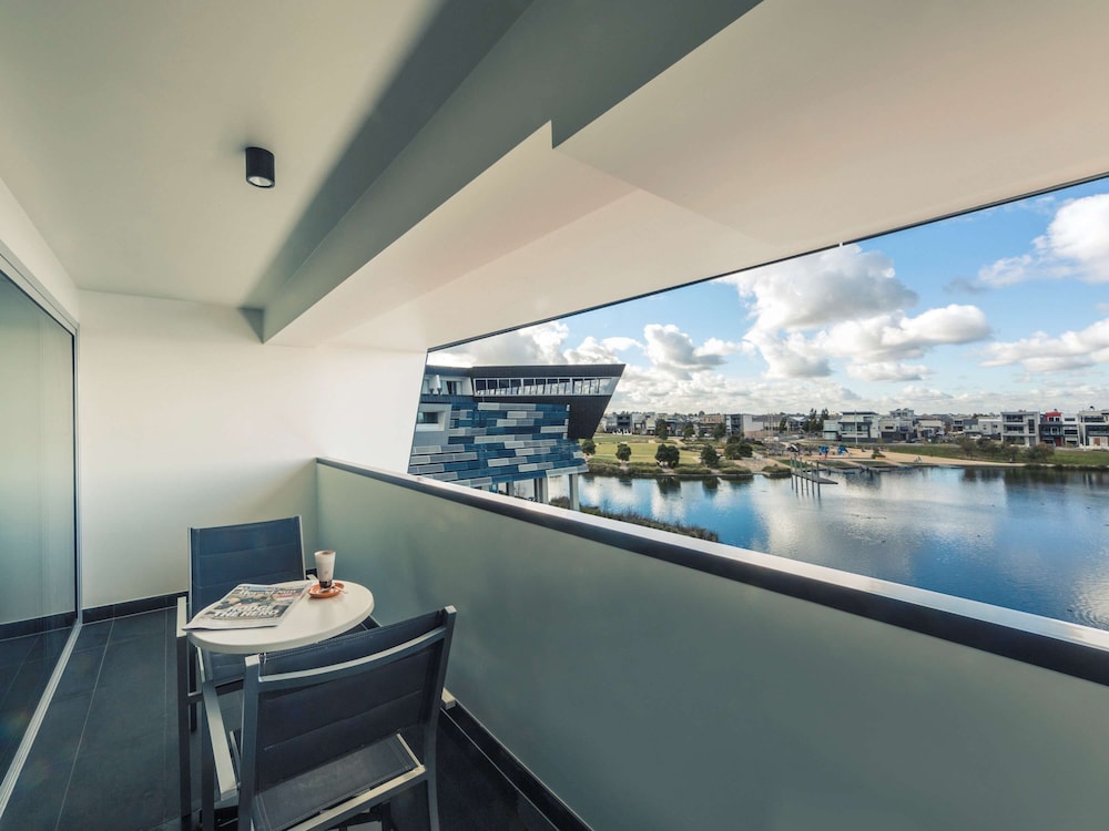 Mercure Melbourne Caroline Springs 23/48