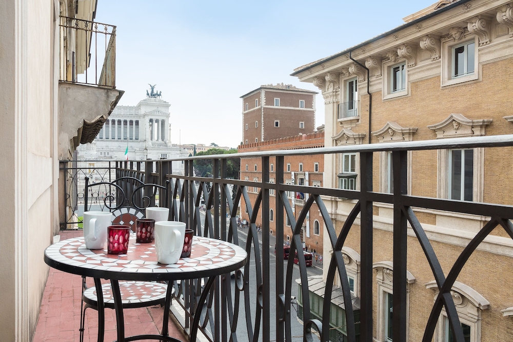 Amazing Piazza Venezia Suites 35/50