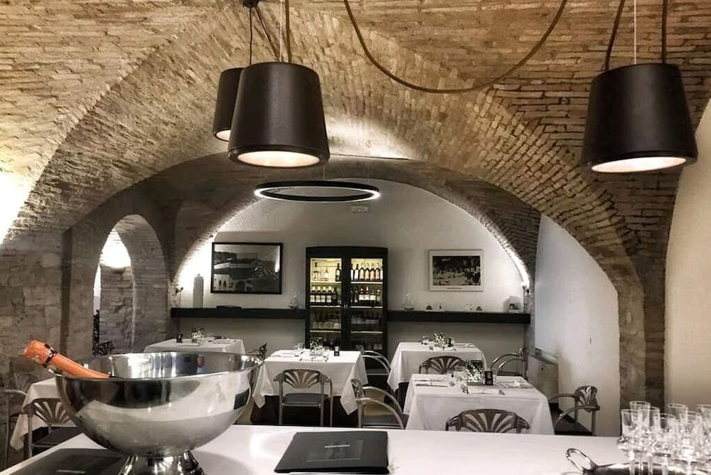 Locanda Giustini 28/46