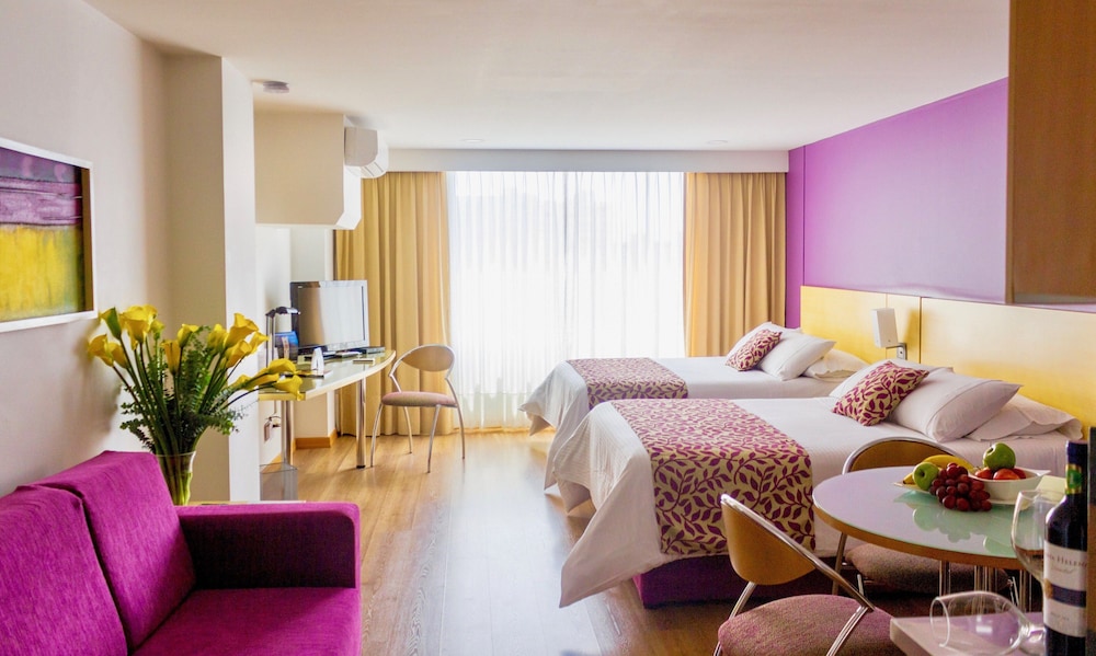Novelty Suites Hotel 19/77